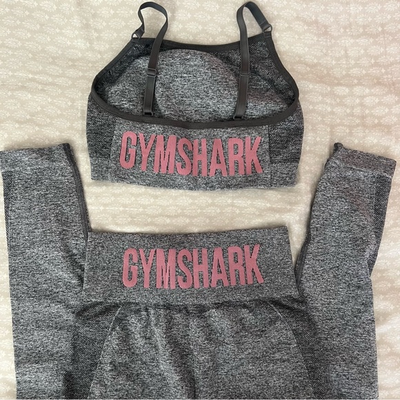 Gymshark set - Picture 3 of 3